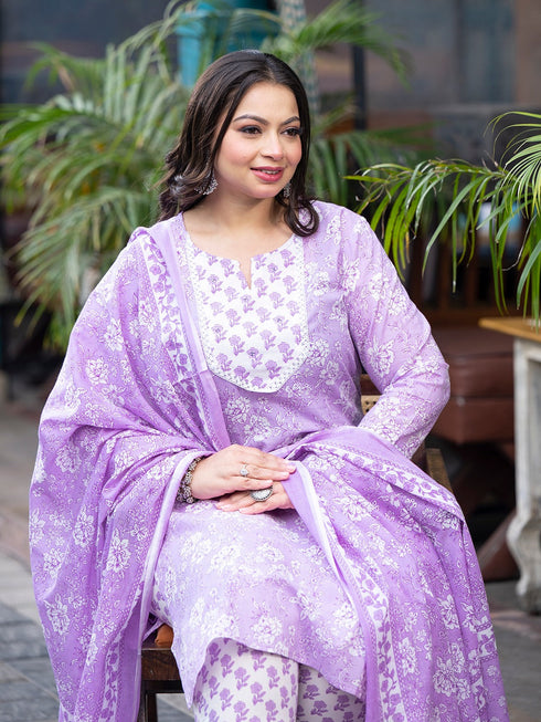 Women Plus Size Lavender Pure Cotton Kurta Set With Dupatta